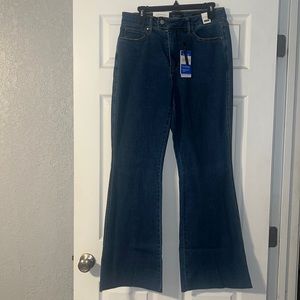 Judy Blue size 14w Flare new with tags